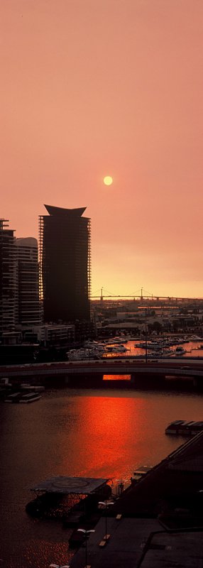 RedSunset-Docklands-XpanV-1.jpg