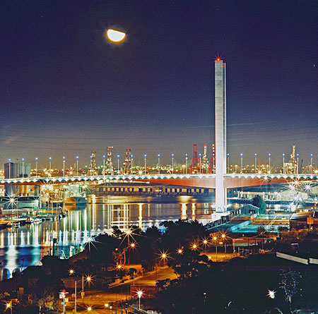 Bolte_bridge_moon3.jpg Bolte_bridge_moon3.jpg