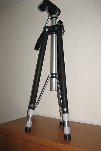 Slik pro series tripod.jpg