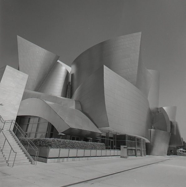 Disney Theater 002.jpg