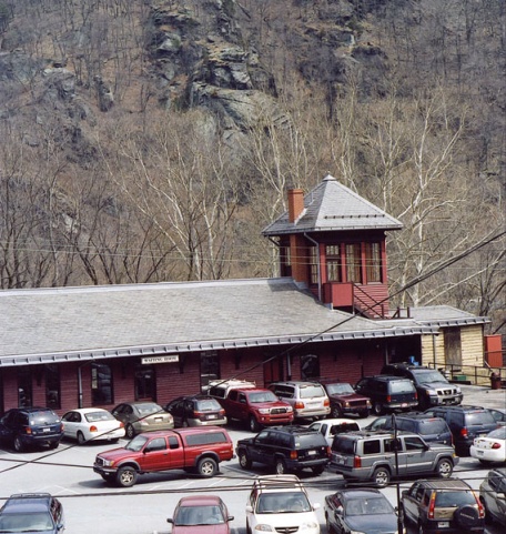 HarpersFerryTrainStation.jpg