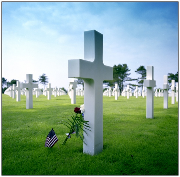 American-Cemetery-600.jpg