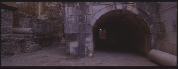 img049.jpg